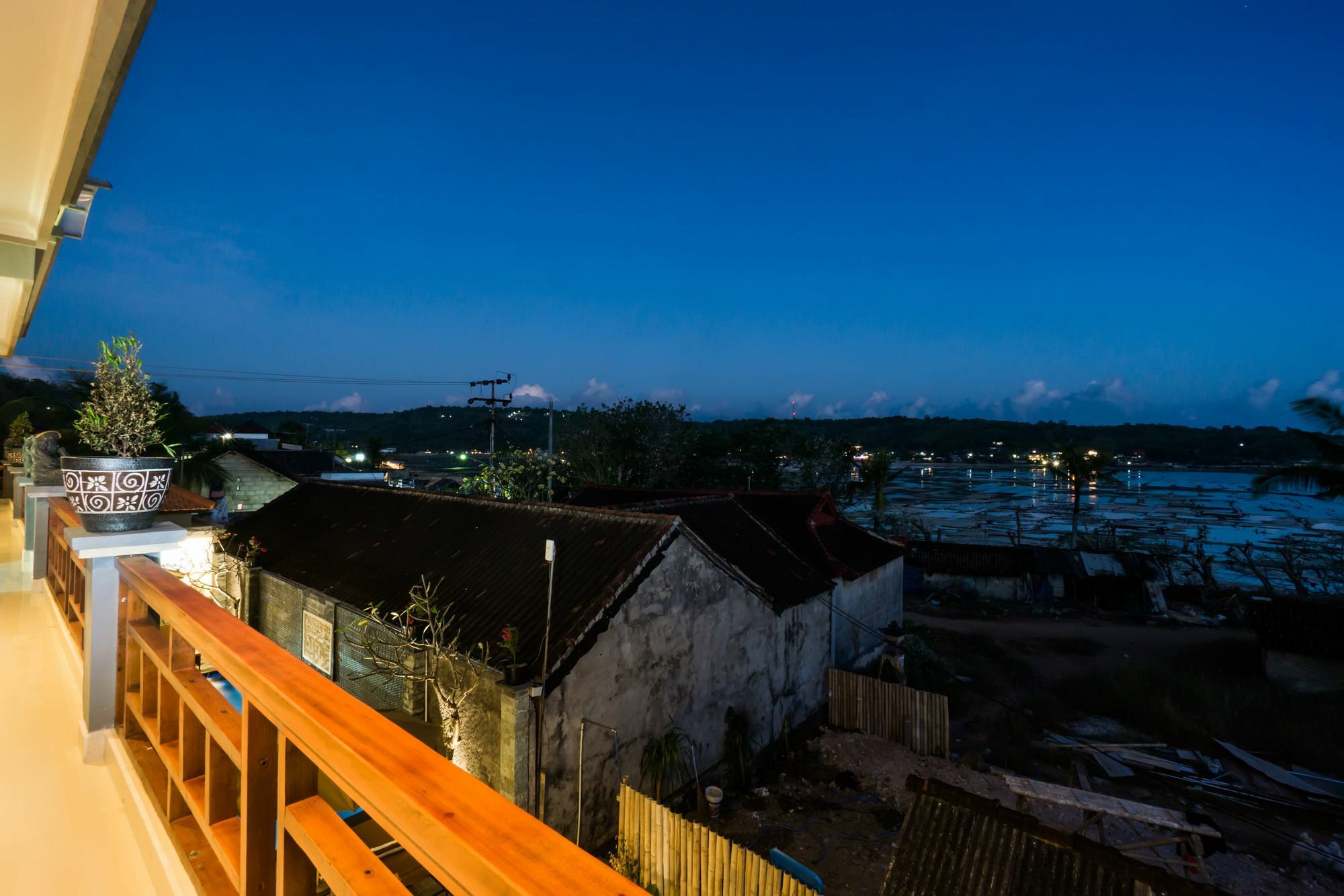 Seaweed Guesthouse Nusa Lembongan  Exterior photo